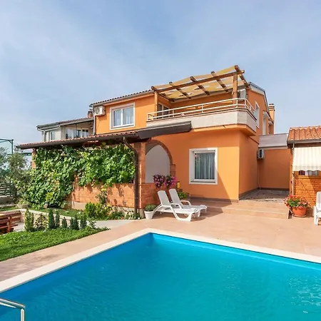 Complex With Pool Guest house 3*