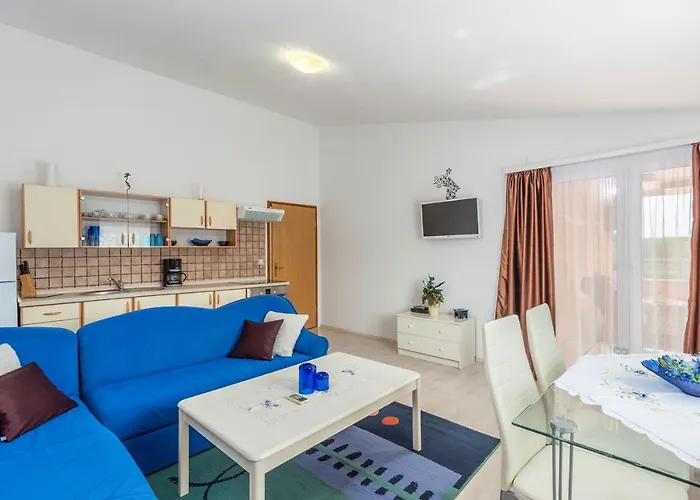 Complex With Pool 3* Višnjan